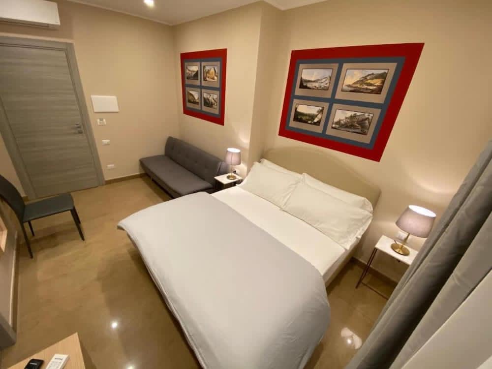 MDC Luxury Rooms Naples 2