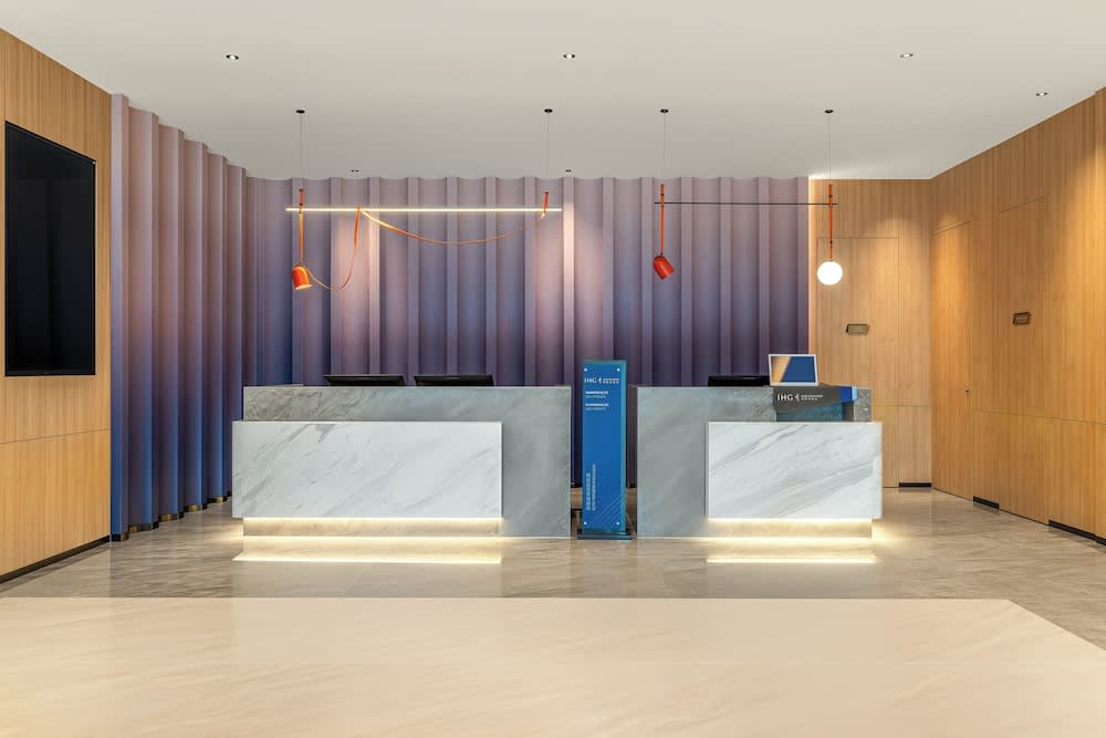 Holiday Inn Express Yiwu International Trade City 2