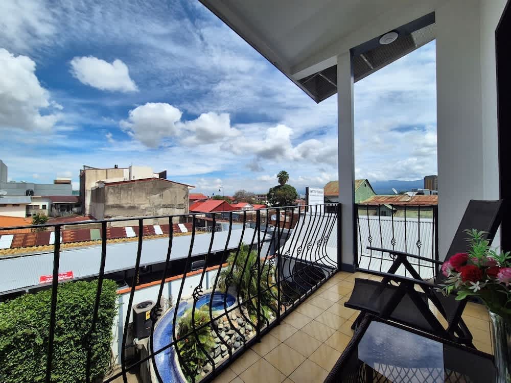 Hotel Santo Tomás 1