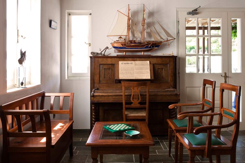 Alexandros Hotel 2