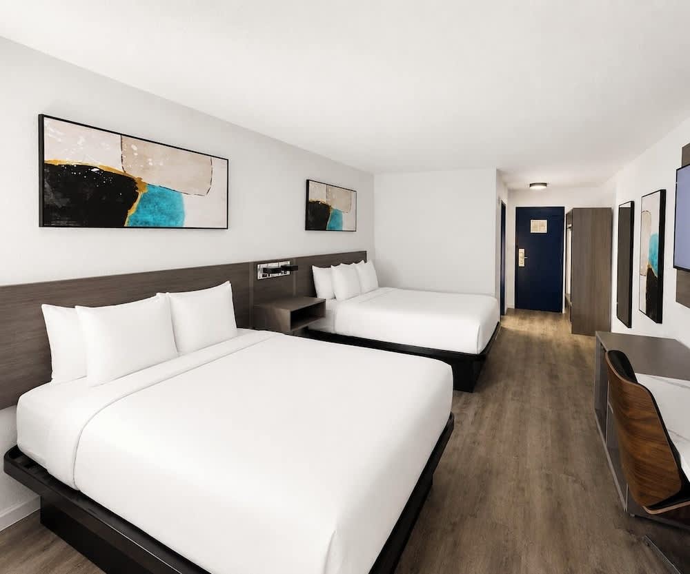 Ramada by Wyndham Angola/Fremont Area 2
