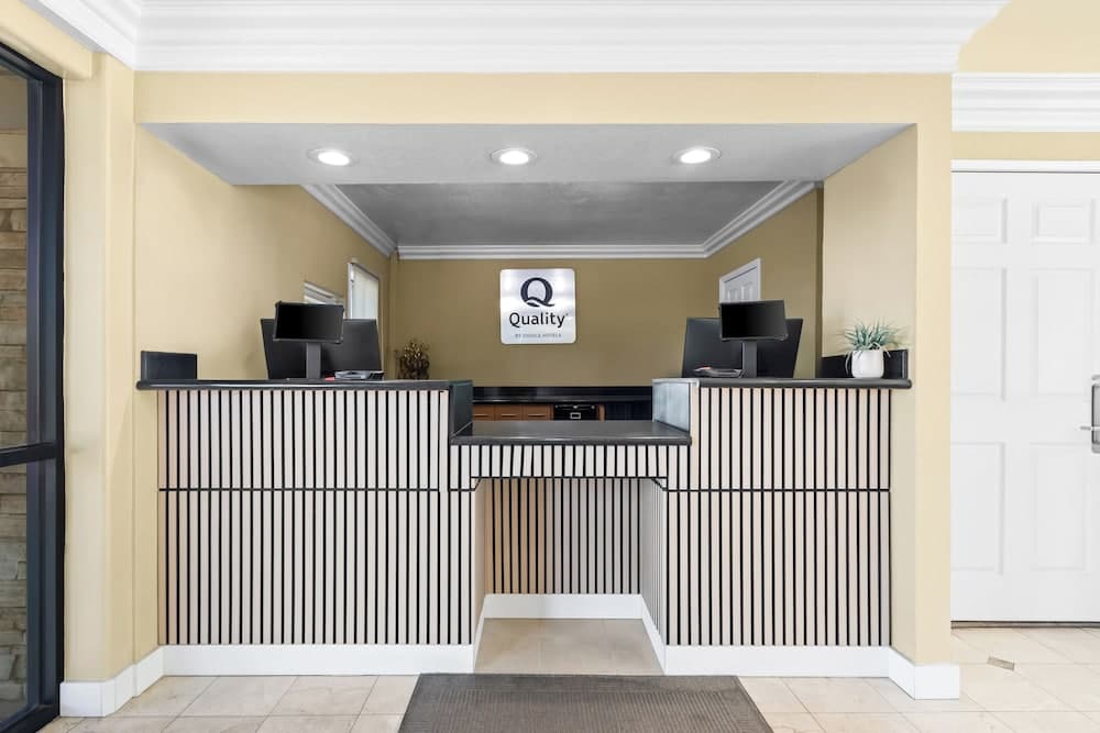 Quality Inn & Suites Santa Maria 2