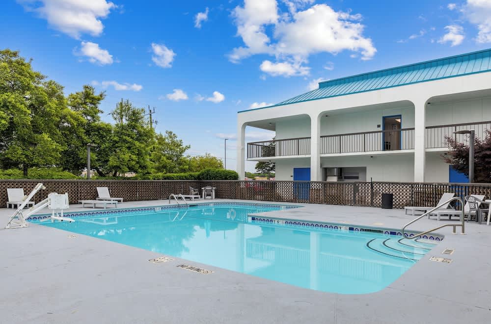 Studio 6 Suites Jacksonville, NC - Camp LeJeune 1