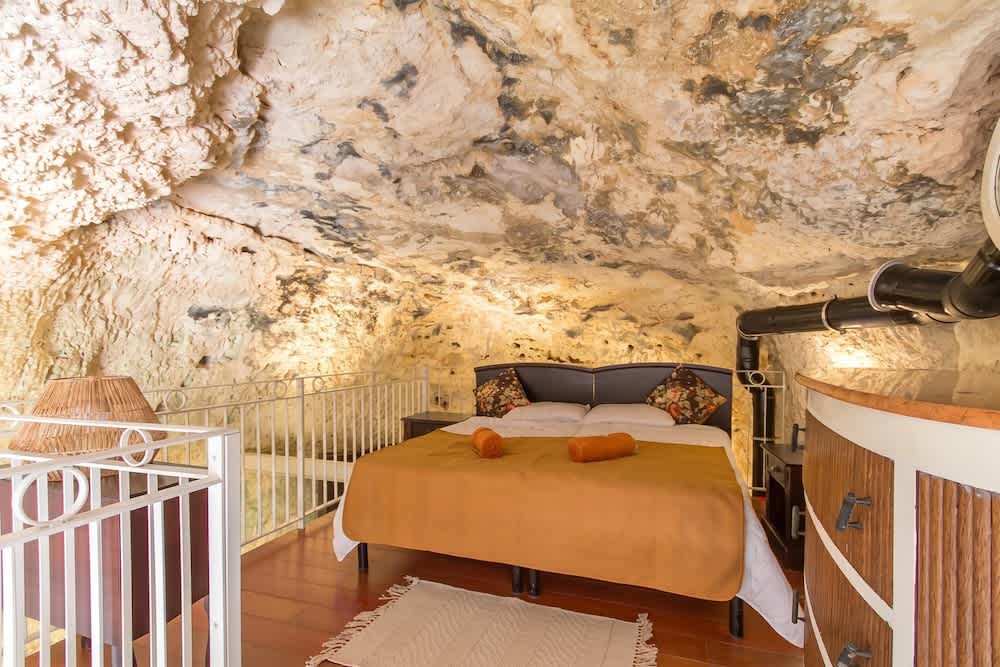 Pleasant Stone House & Jacuzzi St Martin 1