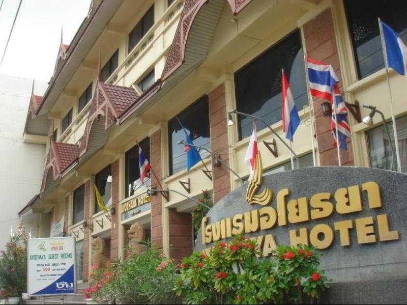 Sunday Ayothaya Hotel 2