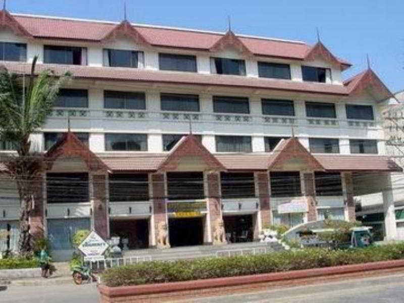 Sunday Ayothaya Hotel 1