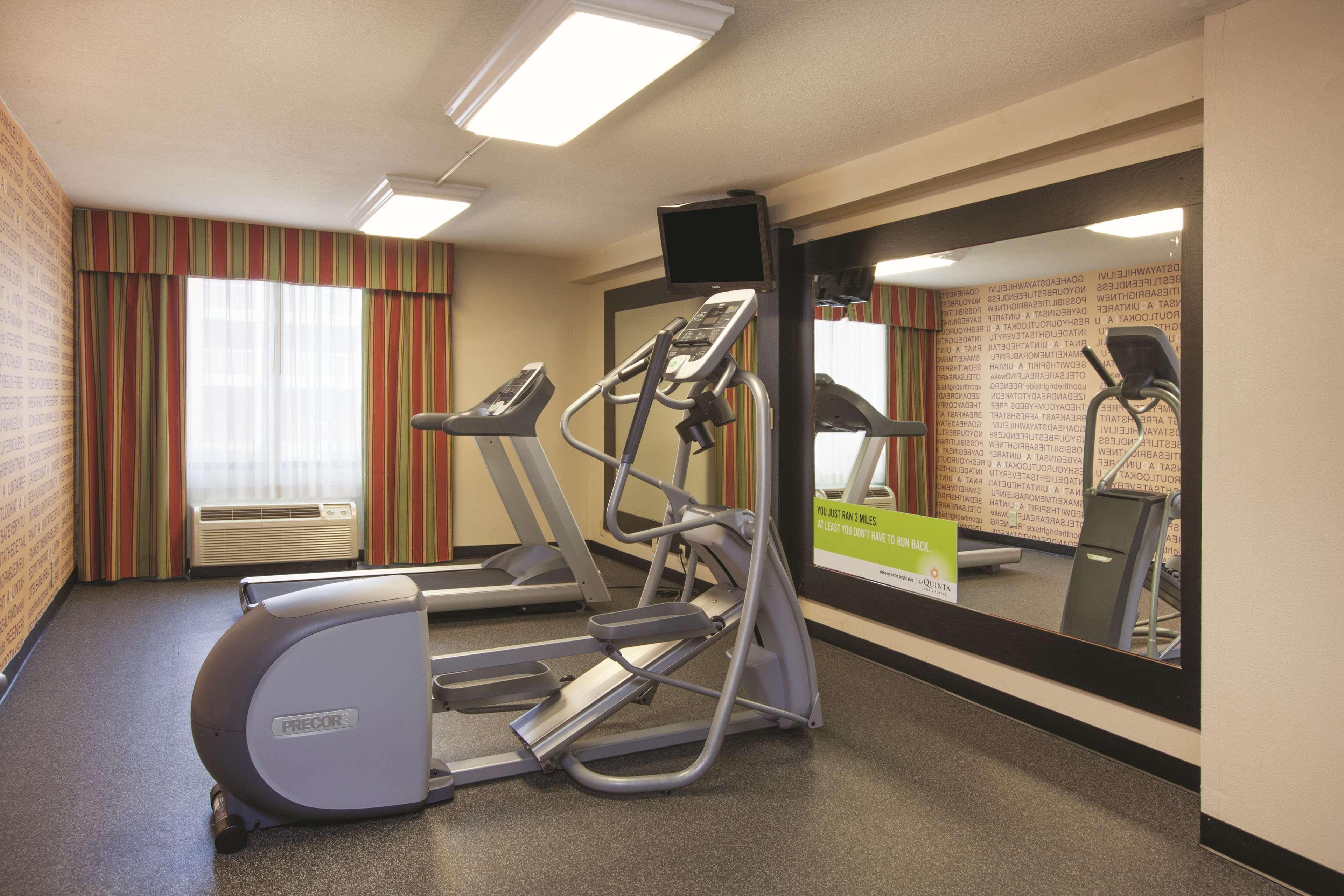 La Quinta Inn & Suites by Wyndham Williamsburg Historic Area 1