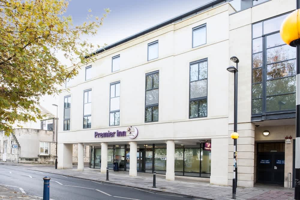 Premier Inn Bath City Centre 1