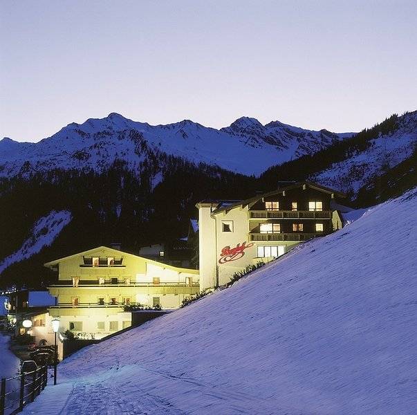 Hotel Berghof Crystal Spa & Sports 1