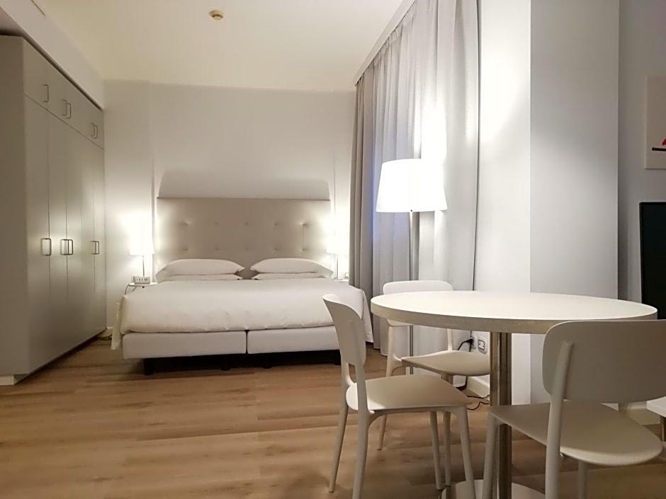 Delta Hotel Apartments 1