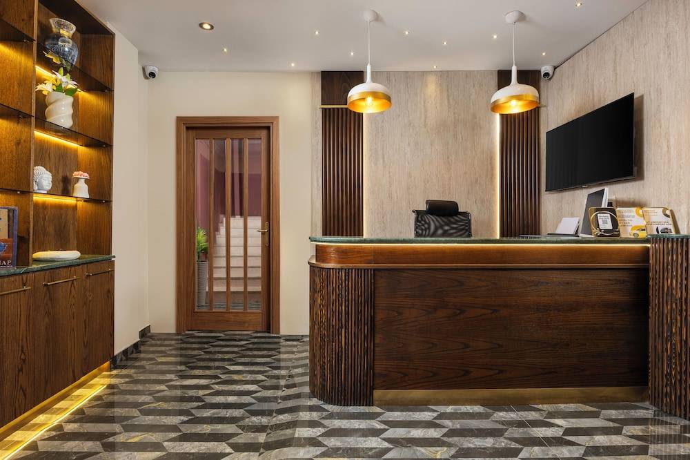 Taksim Peradise Hotel 2