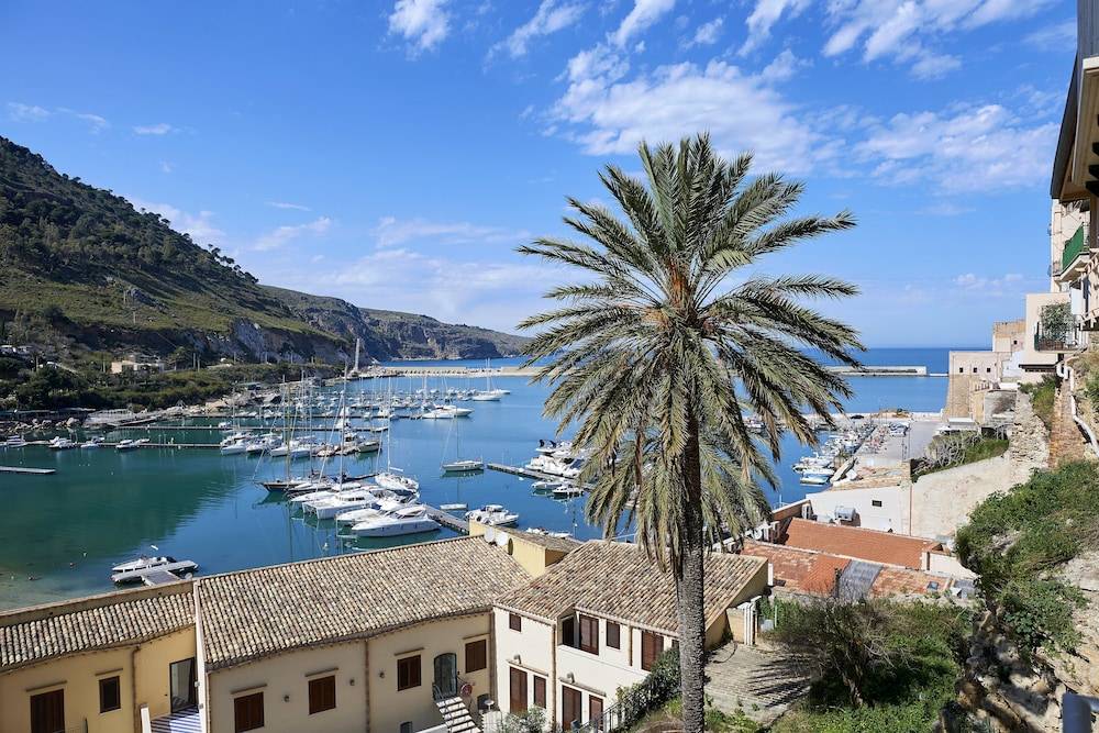 Sopra Le Mura 1