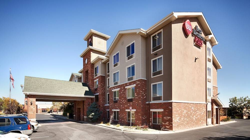 Best Western Plus Gateway Inn & Suites - Aurora 1