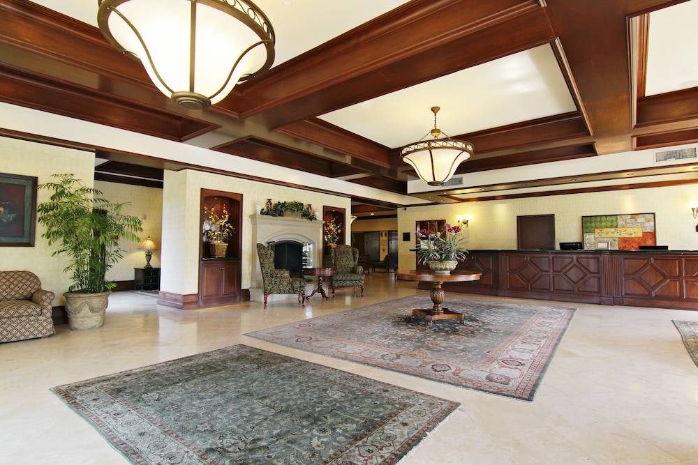 Bay Landing Hotel 2