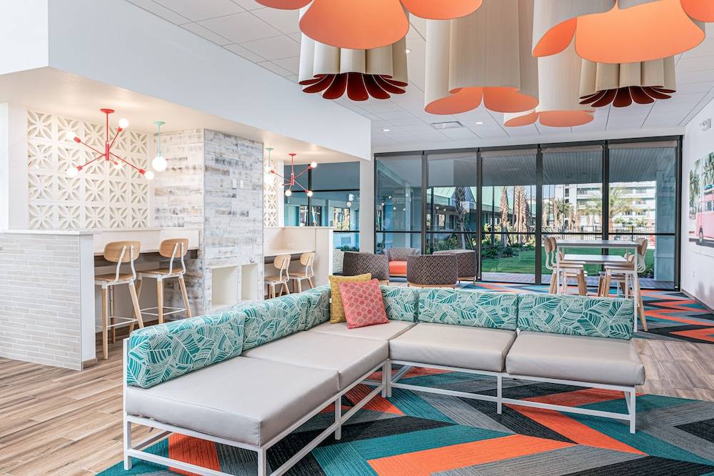 Beachside Hotel & Suites Cocoa Beach - Port Canaveral 2