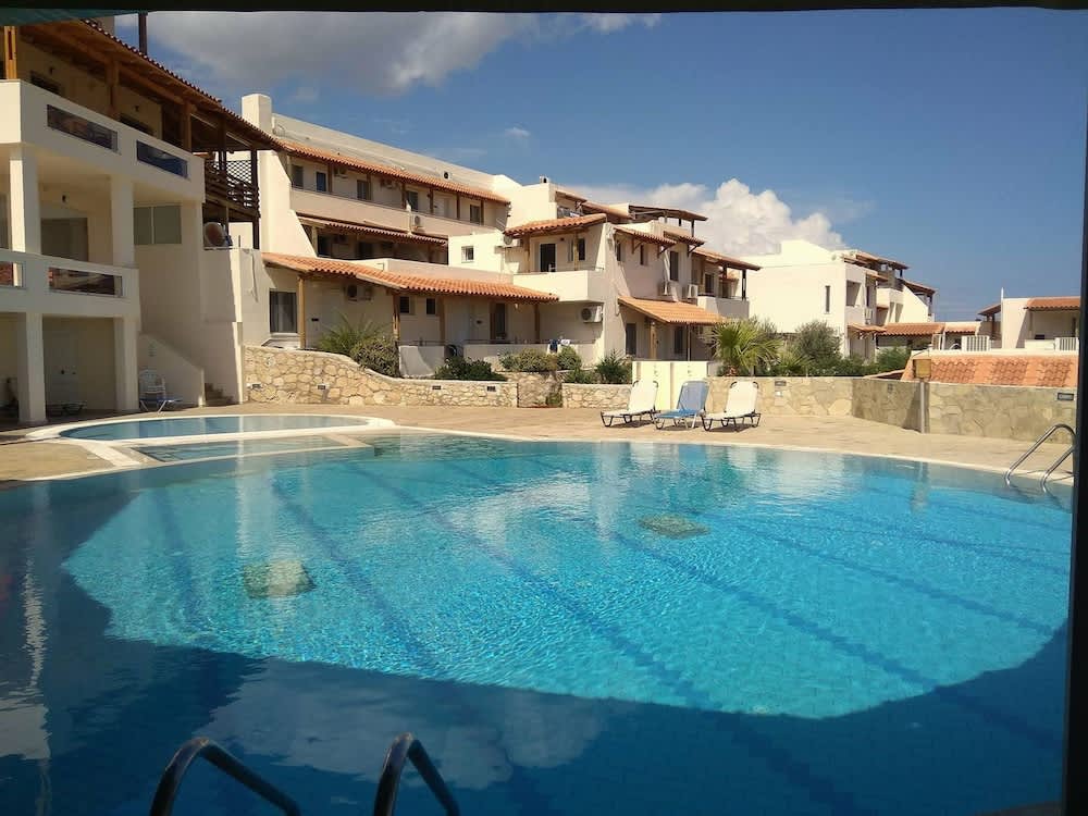 Creta Suites 1