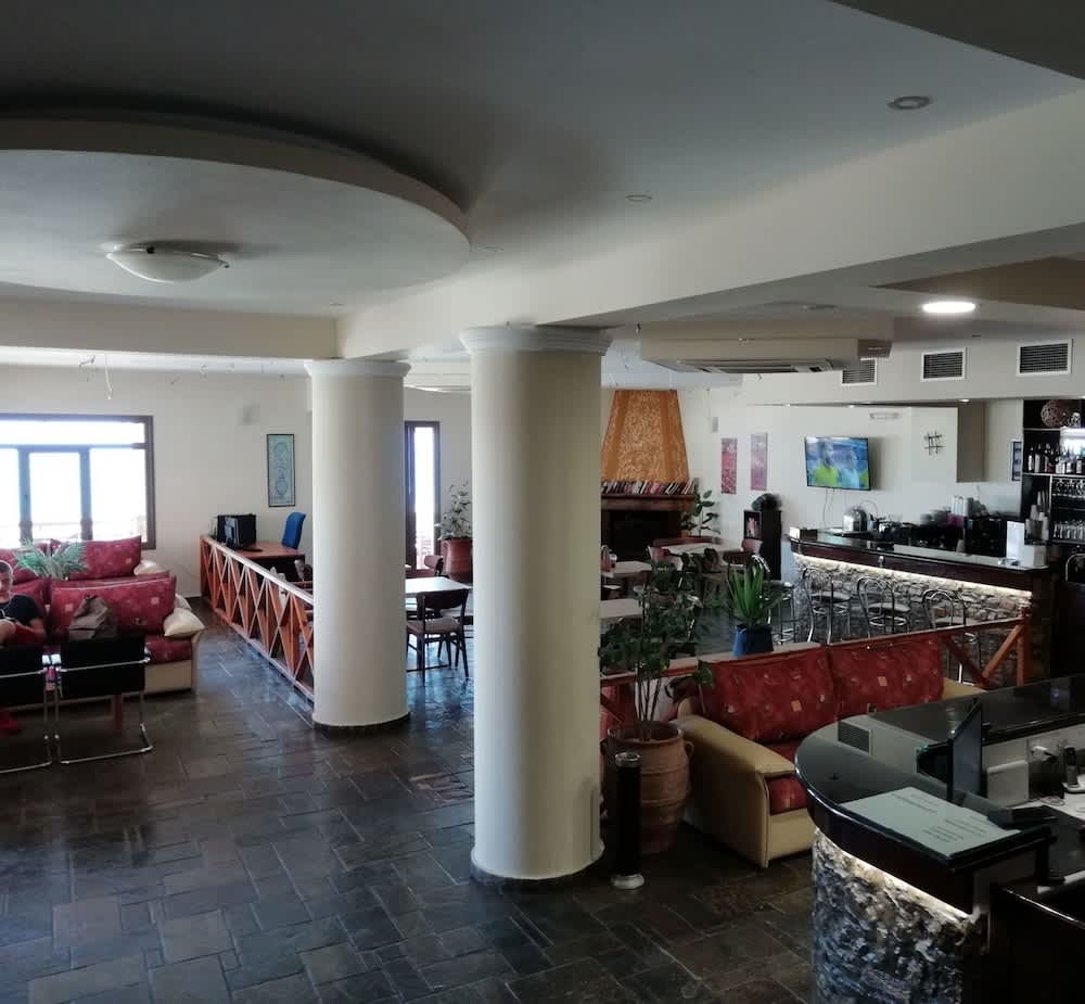 Creta Suites 2