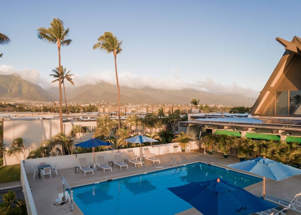 Maui Beach Hotel 1