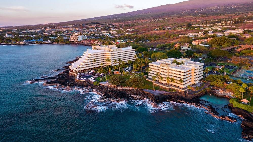 Royal Kona Resort 1
