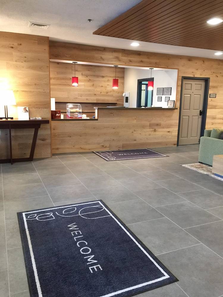 Country Inn & Suites by Radisson, Novi, MI 2