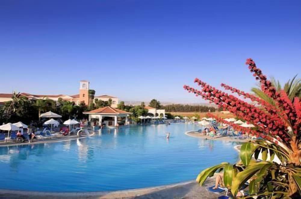 Avanti Holiday Village 1