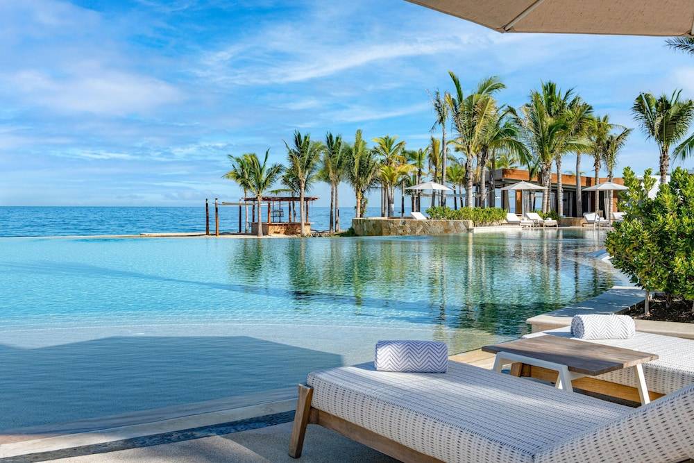 Conrad Punta de Mita 1