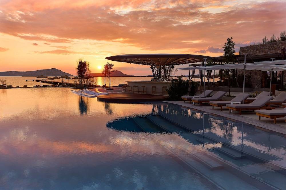 W Costa Navarino 1