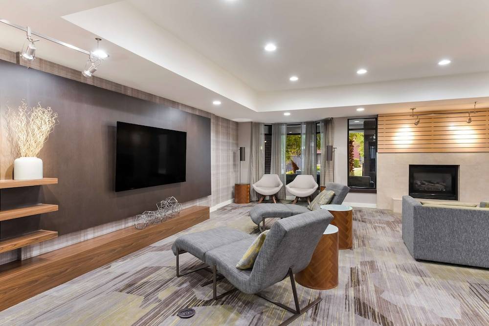 Sonesta Select Tempe Downtown 2