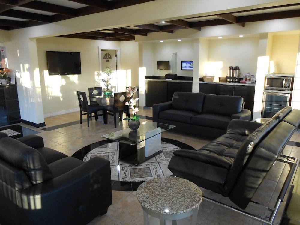 Best Inn & Suites 2