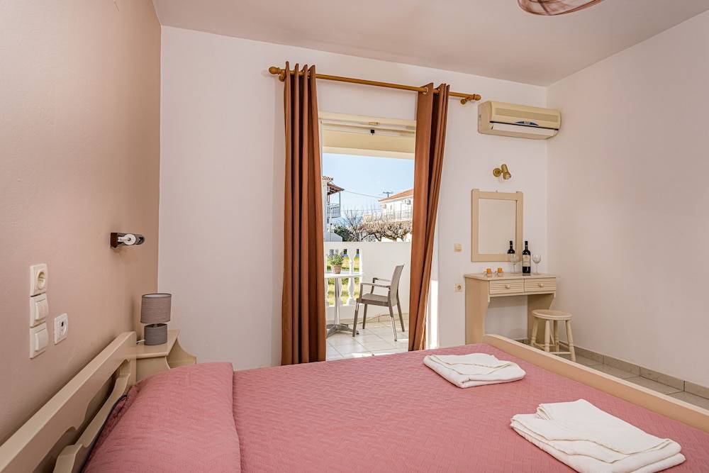 Hotel Tassia for families & couples 2