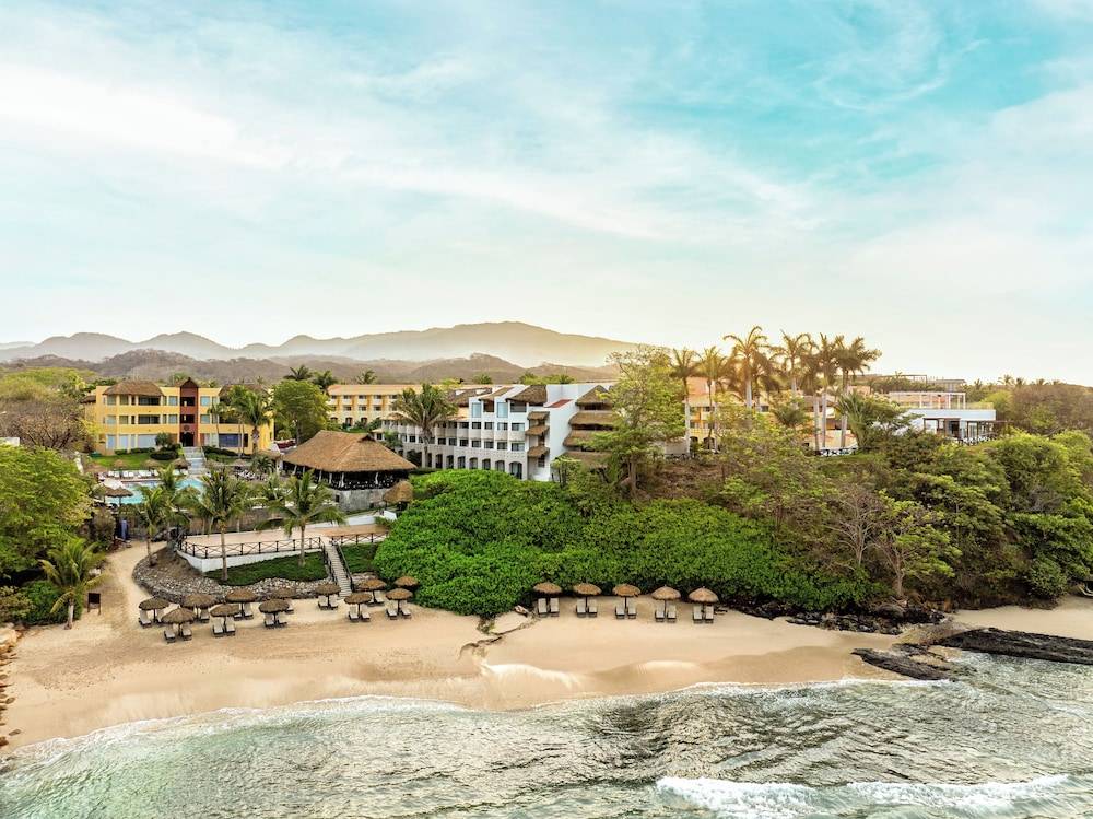Family Selection at Grand Palladium Vallarta Resort & Spa - All Inclusive 1