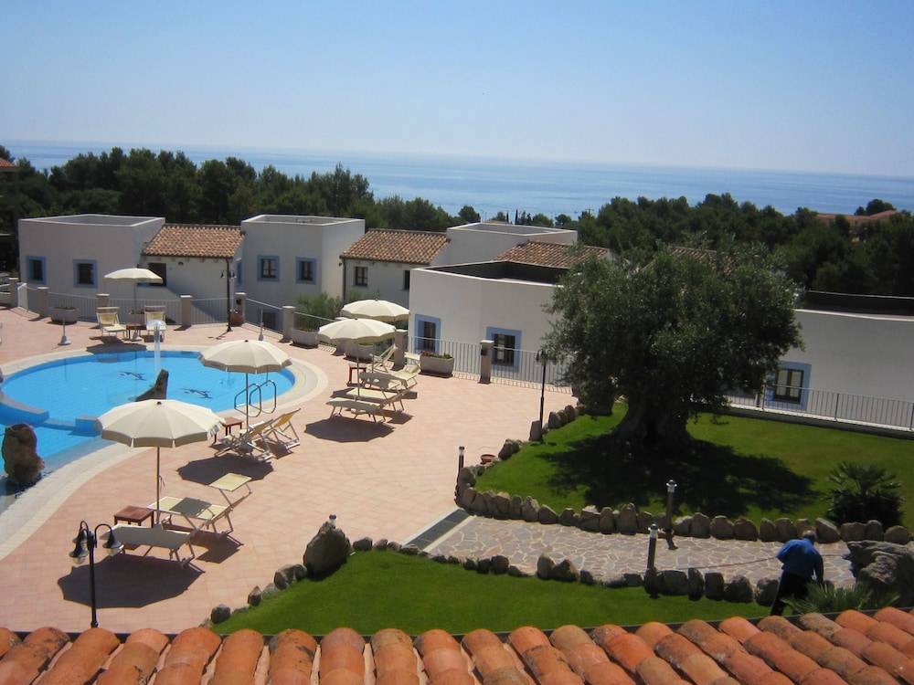 Hotel Resort Nuraghe Arvu 2