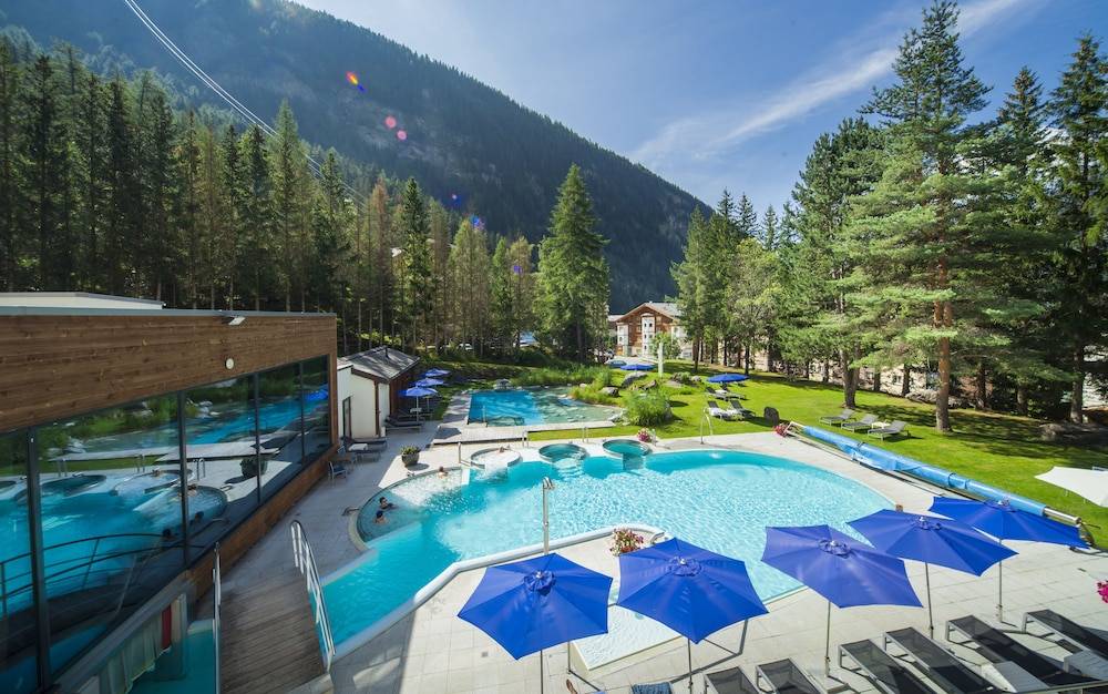 Le Bristol Leukerbad 1