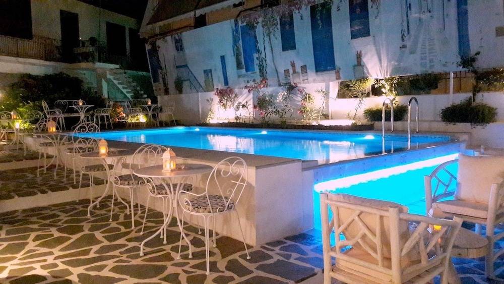 SUITES PIROFANI 1