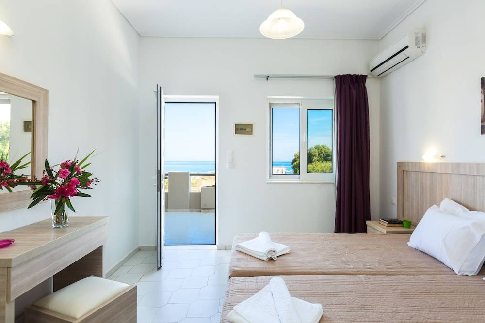 Yiannis Apartments 1