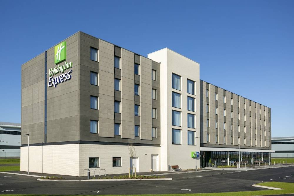 Holiday Inn Express BRIDGWATER M5, JCT. 24 by IHG 1
