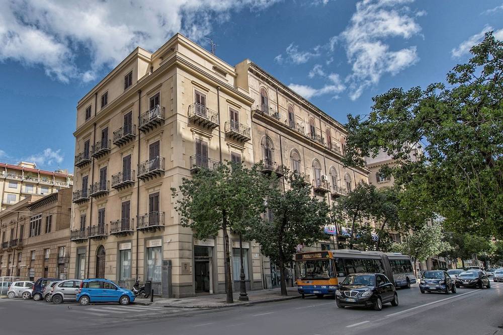 Artemisia Palace Hotel 1