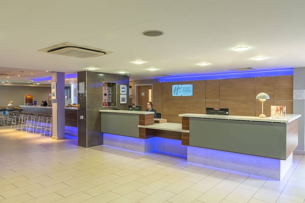 Holiday Inn Express KETTERING by IHG 2
