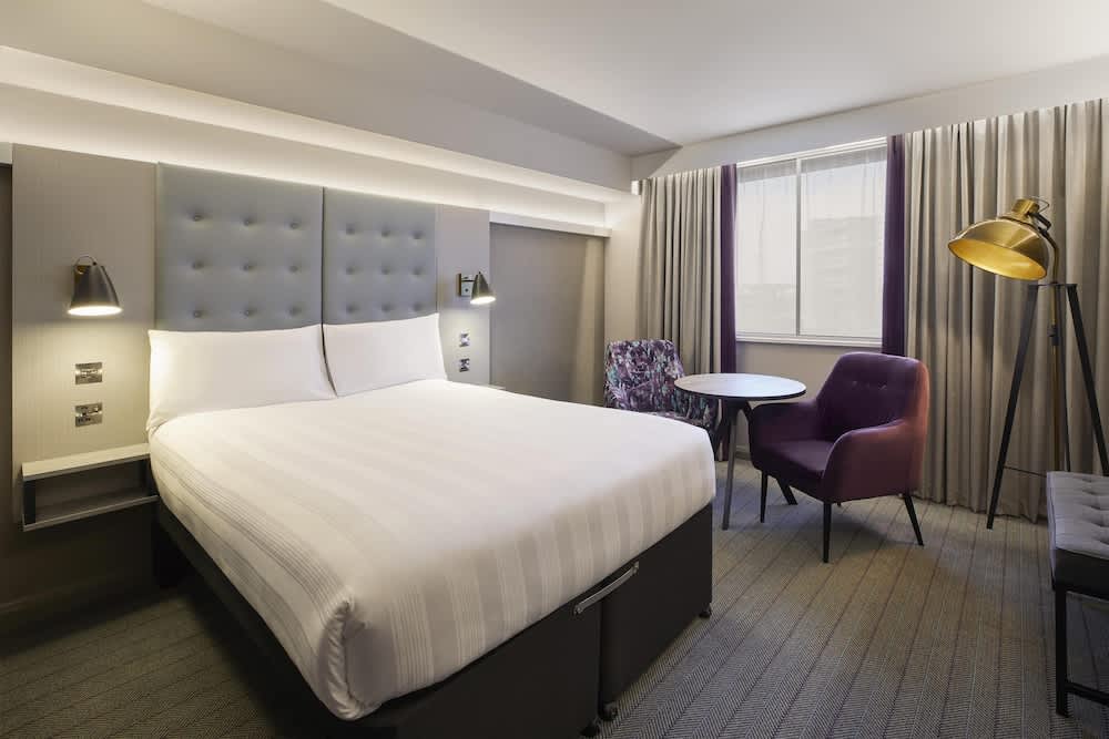 Premier Inn Livingston - Bathgate 2