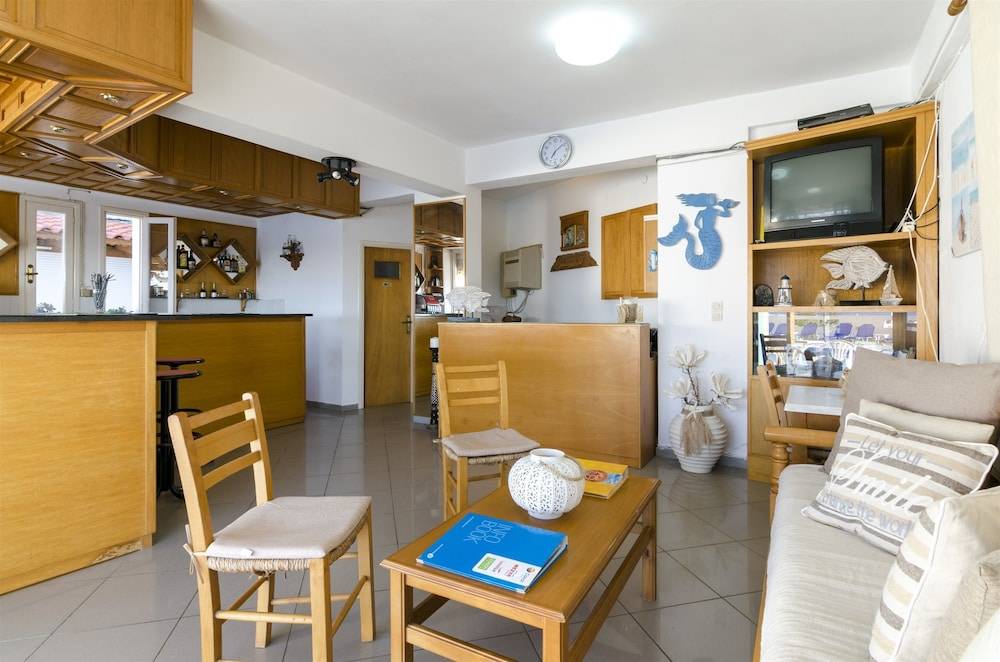 Aglaia Apartments 2
