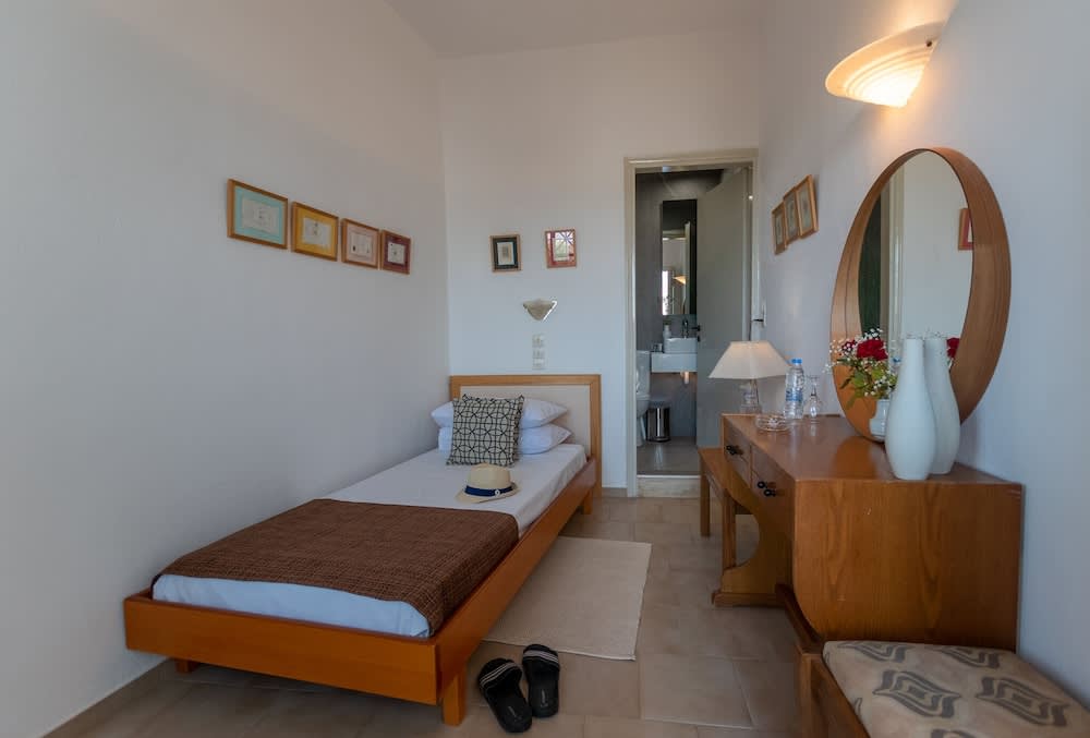 Dedalos Hotel 2
