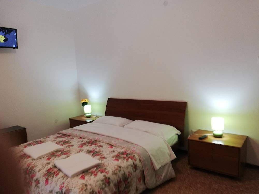 Venice Concordia Guesthouse 1