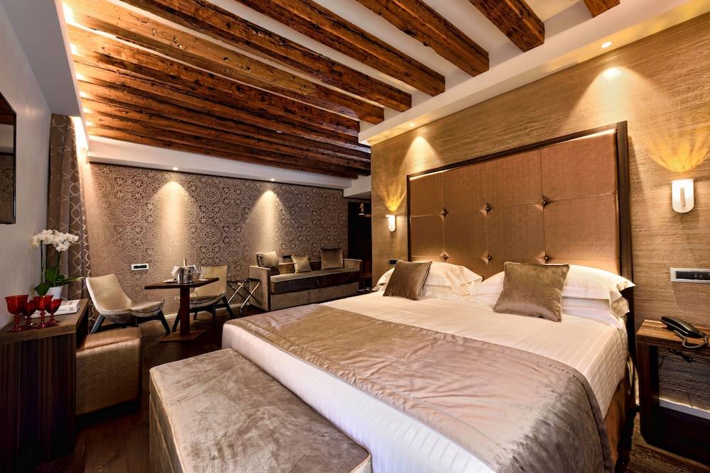 Rosa Salva Hotel 1