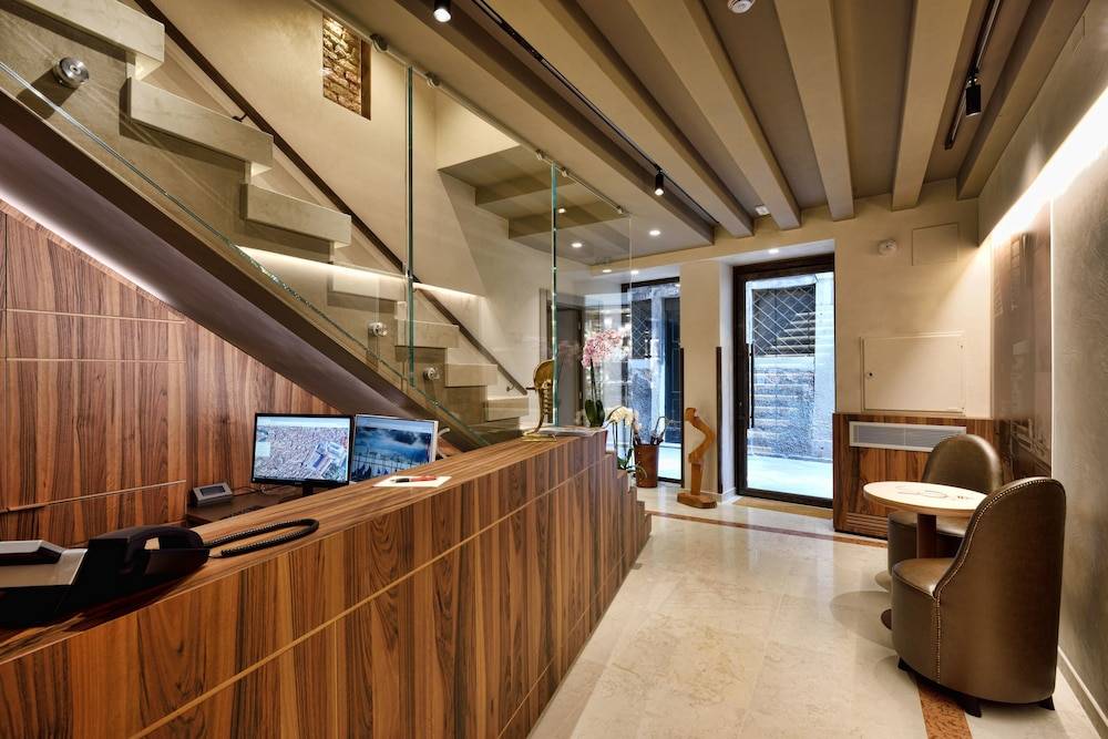 Rosa Salva Hotel 2