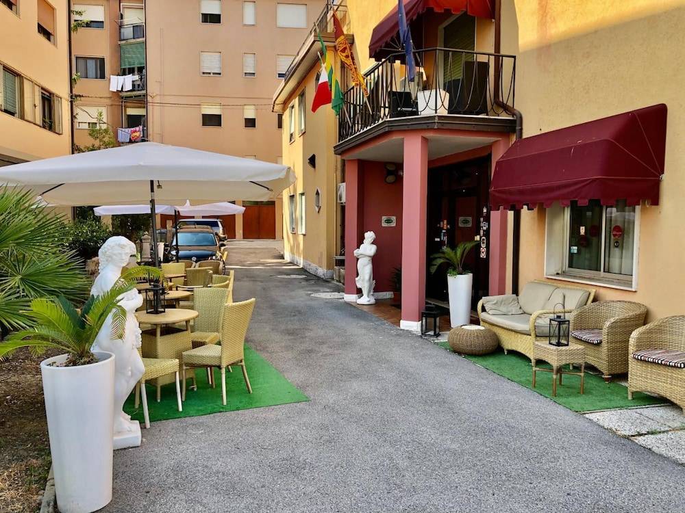 Hotel Delle Rose 1