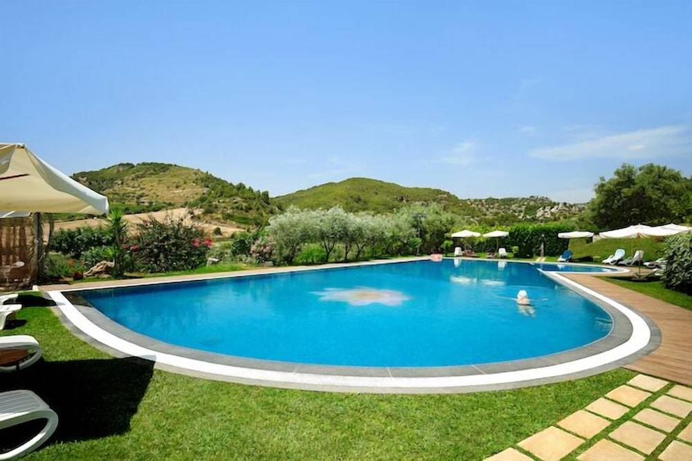 Kallikoros Country Resort & Spa 1