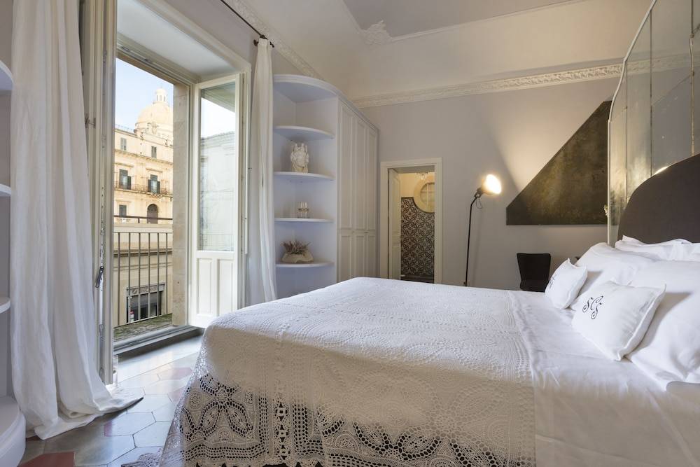 San Carlo Suites 1