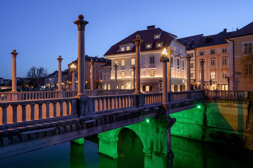 Zlata Ladjica Boutique Hotel 1