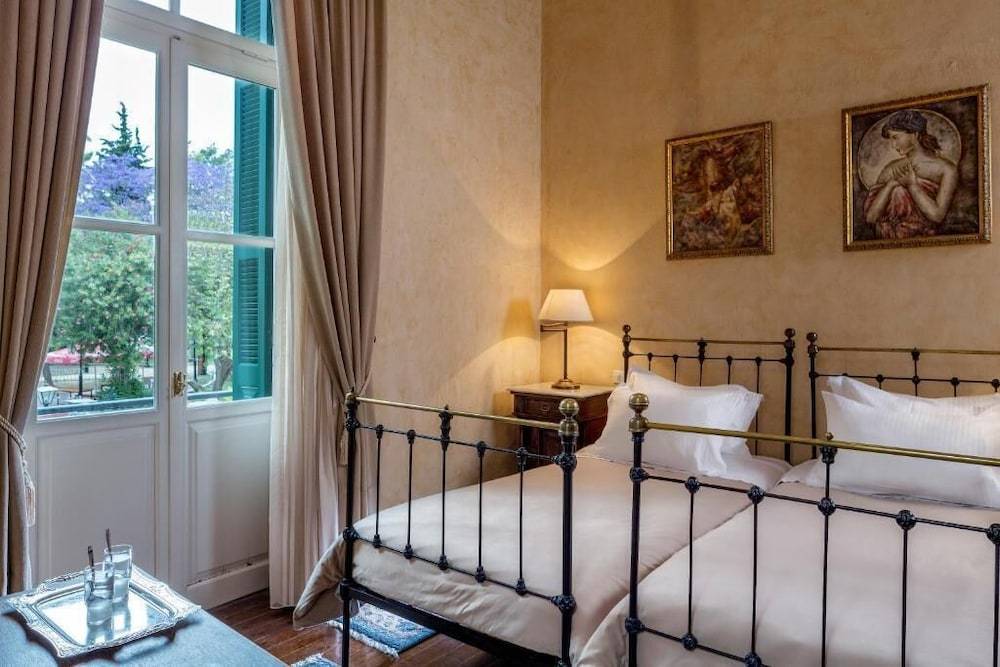 Nafsimedon Hotel 2