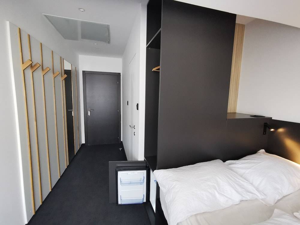 Cha Cha Rooms 2